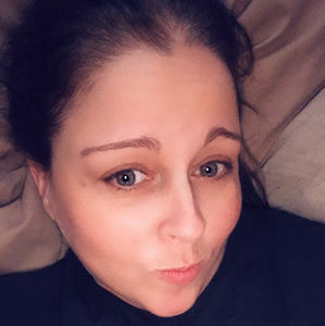 Meet your Posher, Violet